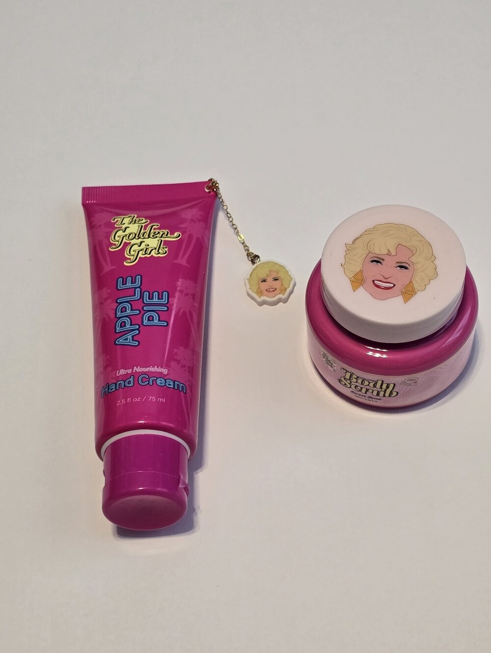 💫🧓 Golden Girls Rose Apple Pie Ultra Nourishing Lotion & Scrub Set NEW